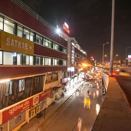 Hotel Satkar 苏拉特 外观 照片